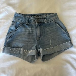 Hollister High Rise Mom Shorts Size W 23 (00)